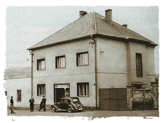 Auto Hřebíček - historický pohled